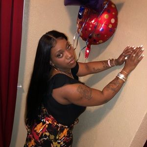 Meet your Posher, Canisha